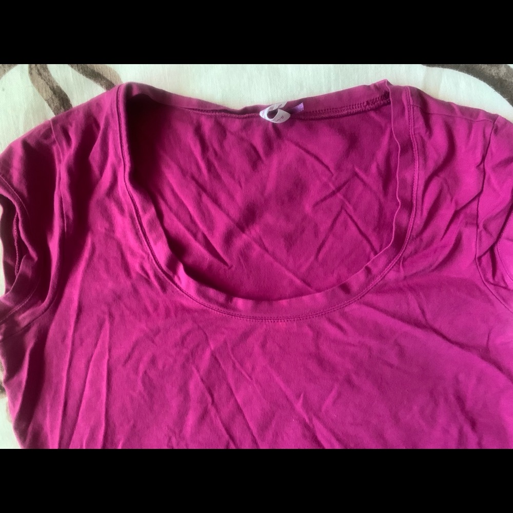 Smart Set Tee - Picture 2 of 3